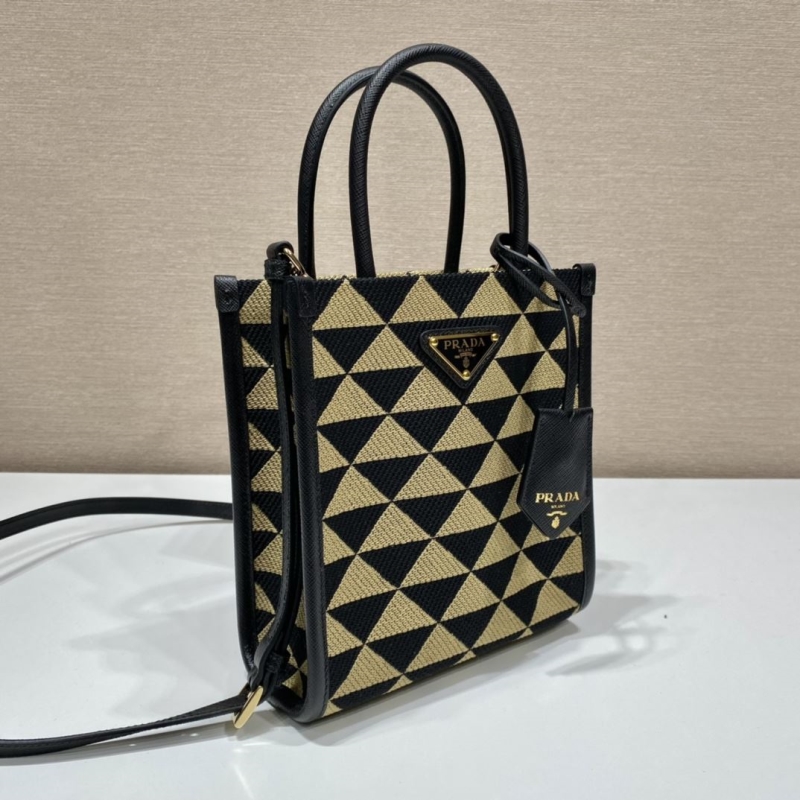 Pra*a tote bags